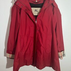 Burberry Red Trench Coat Rain jacket with Plaid Accents